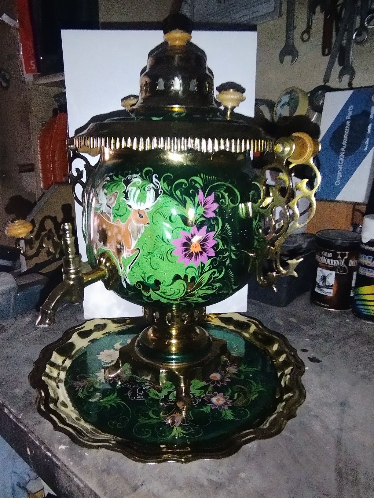Samowar zdobiony