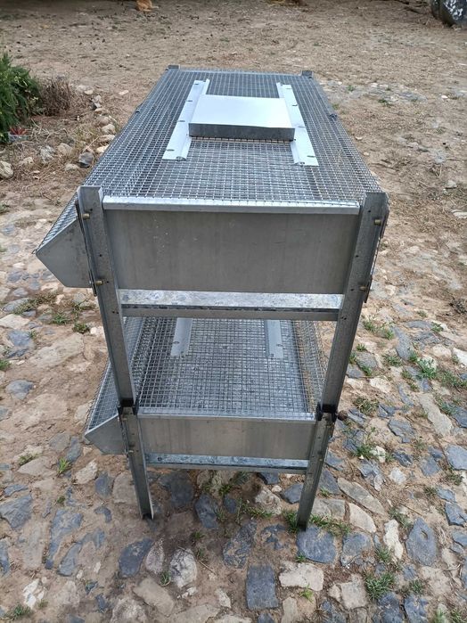 Duas (2) Jaulas de Engorda Codornizes (100x50x20cm)