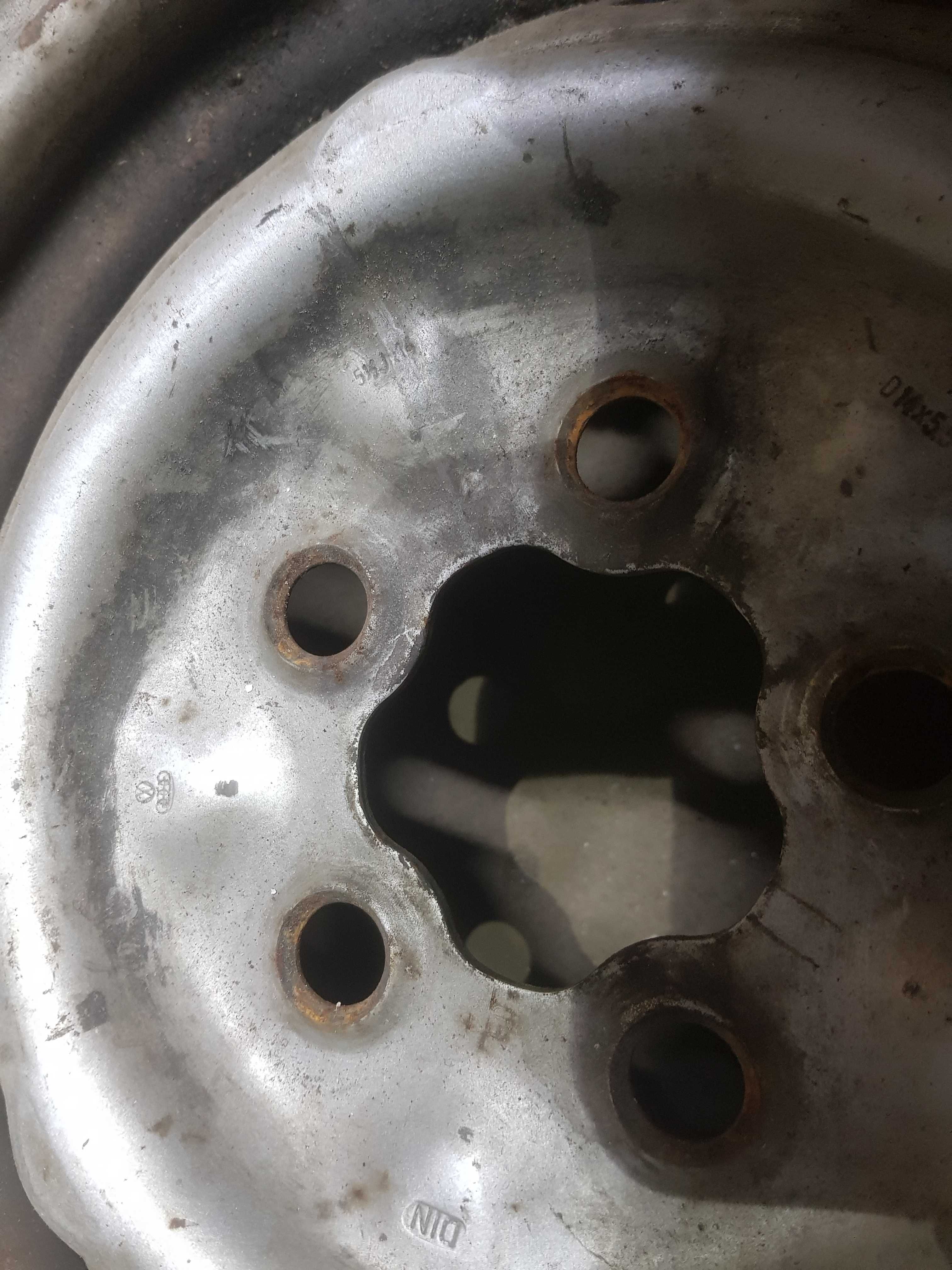 Koło Felga do VW transporter T2 T3  continental 185 R14C