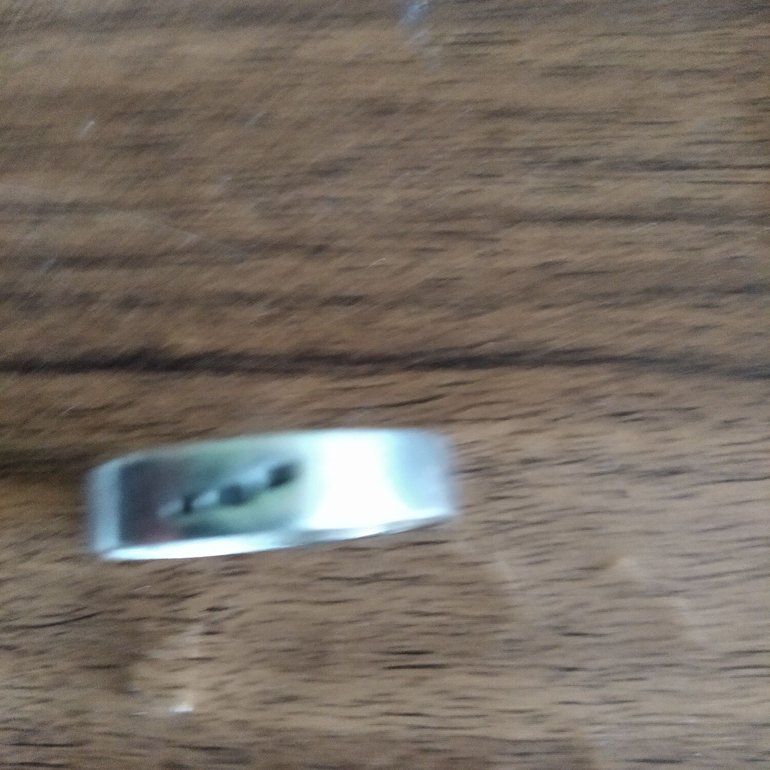 Кольцо серебро с вставкой.