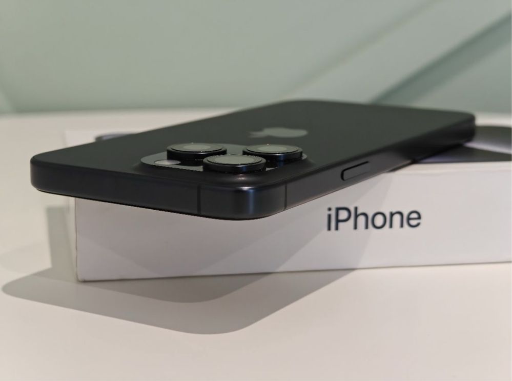 Iphone 15 pro max 256 blue e-sim