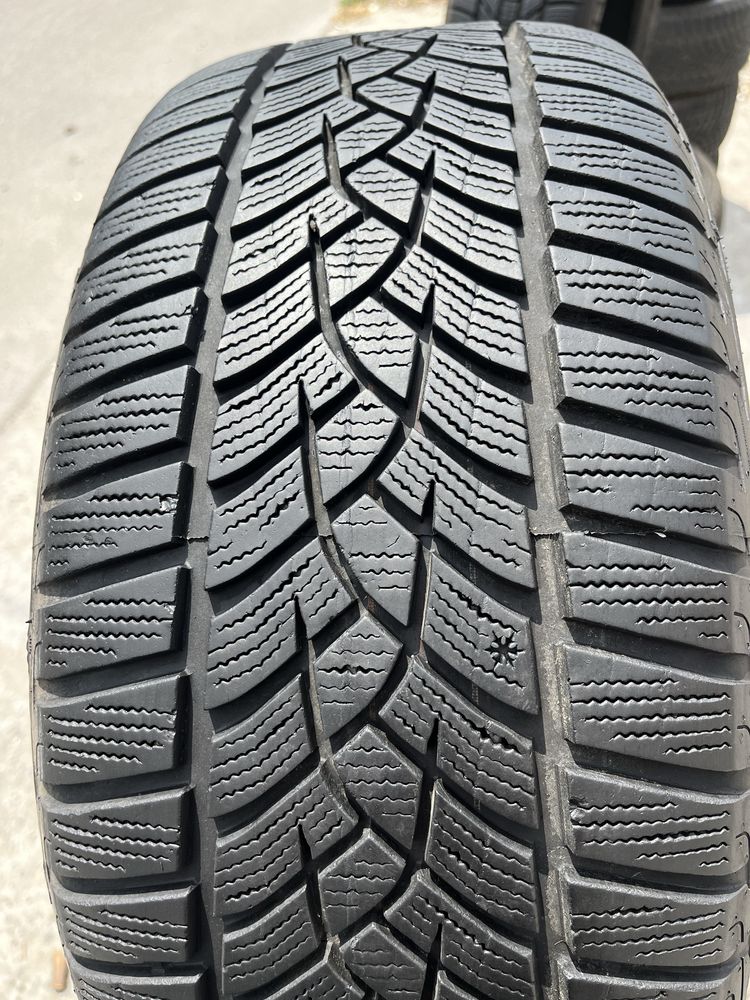 Шини 225/50 R17 Goodyear UltraGrip Perfomance резина бу зима