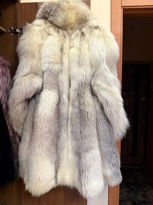 Шуба з арктичної лисиці натуральна