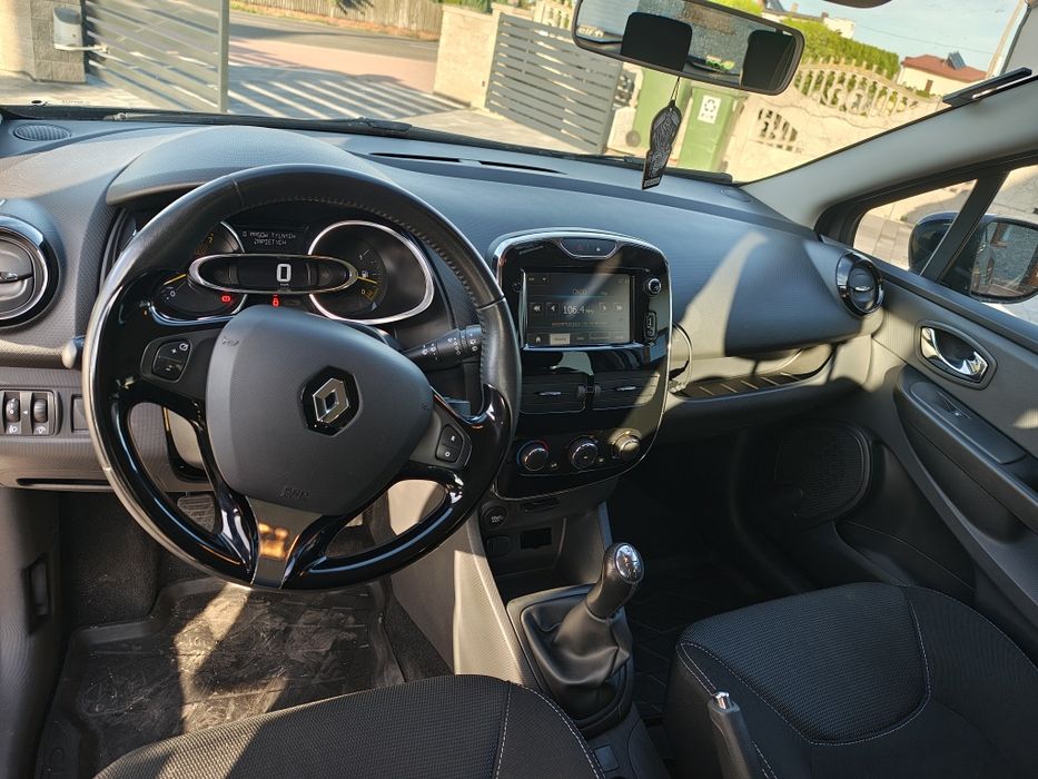Renault Clio 0.9 tce niski przebieg