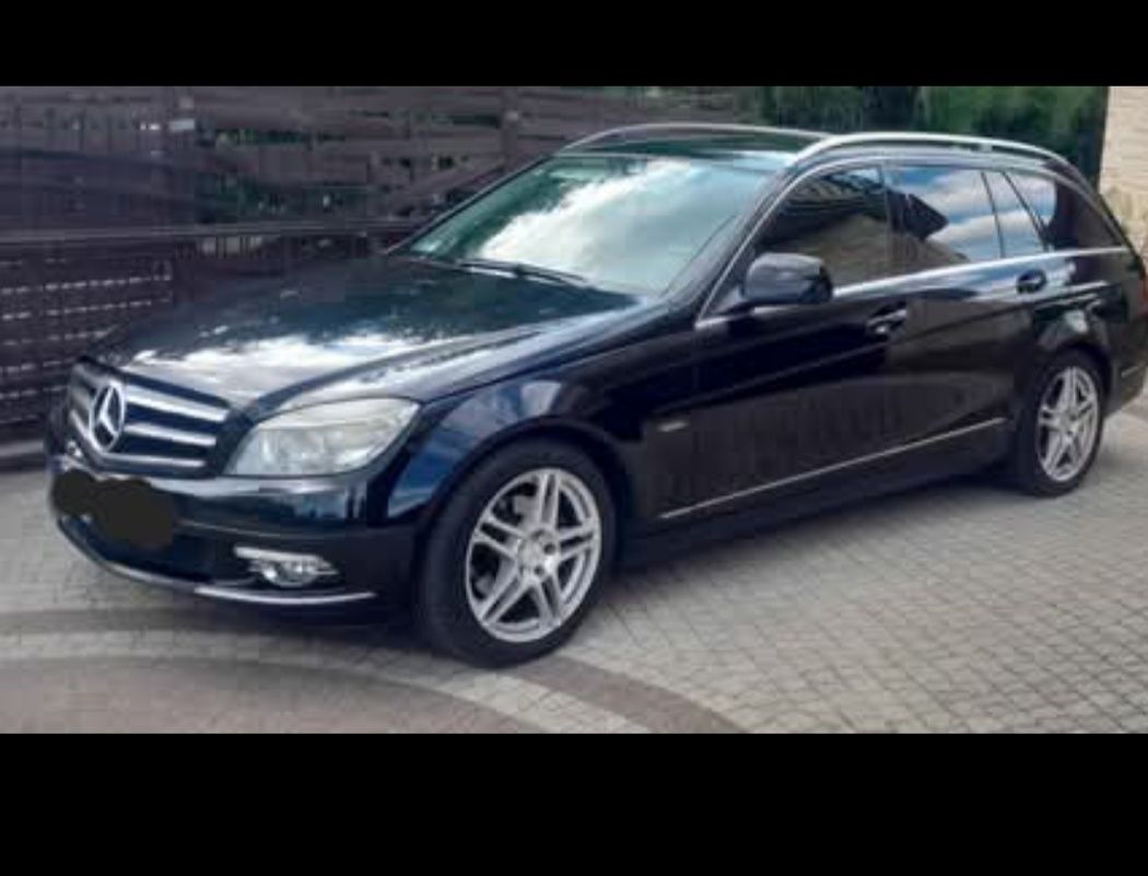 Sprzedam Mercedesa C Klase Wersja Awangarde Full opcja
