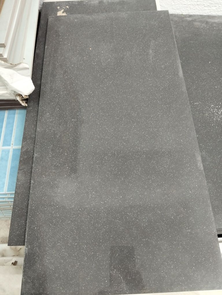 Vendo material cerâmico