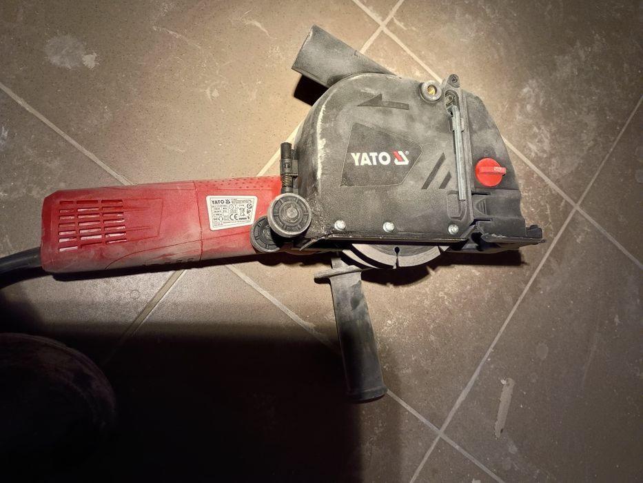 Bruzdownica Elektryczna YATO YT-82015 / 1700W 125MM