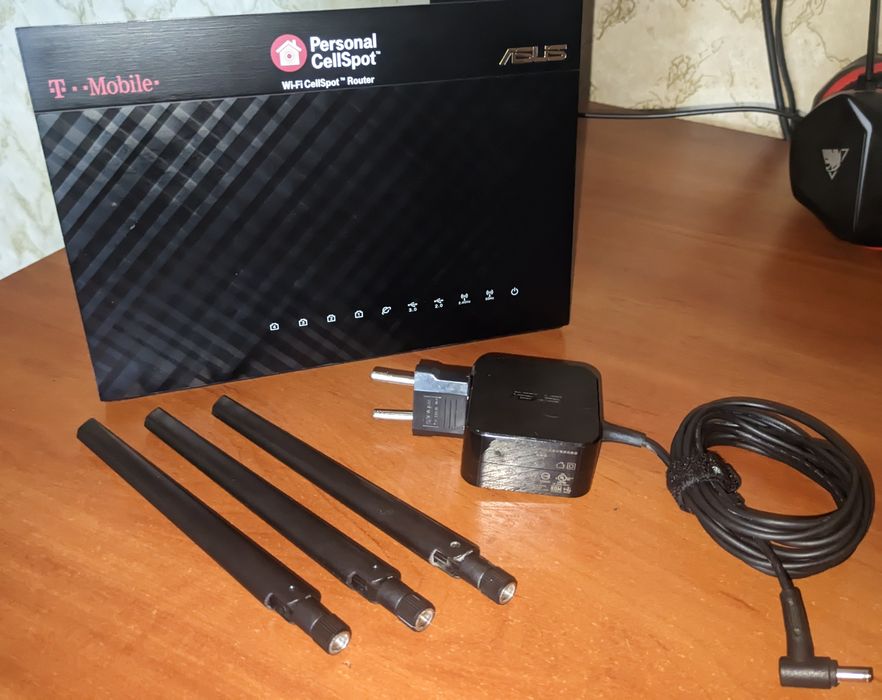 Wi-Fi Роутер Asus RT-AC68U/TM-AC1900