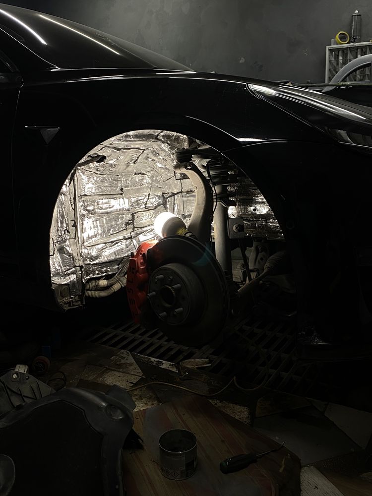 Tesla model 3 2019 рік
