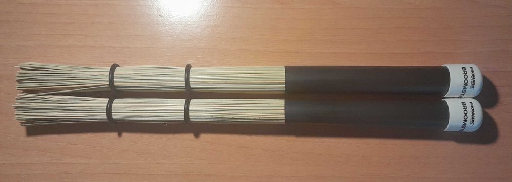Medium broomsticks ProMark
