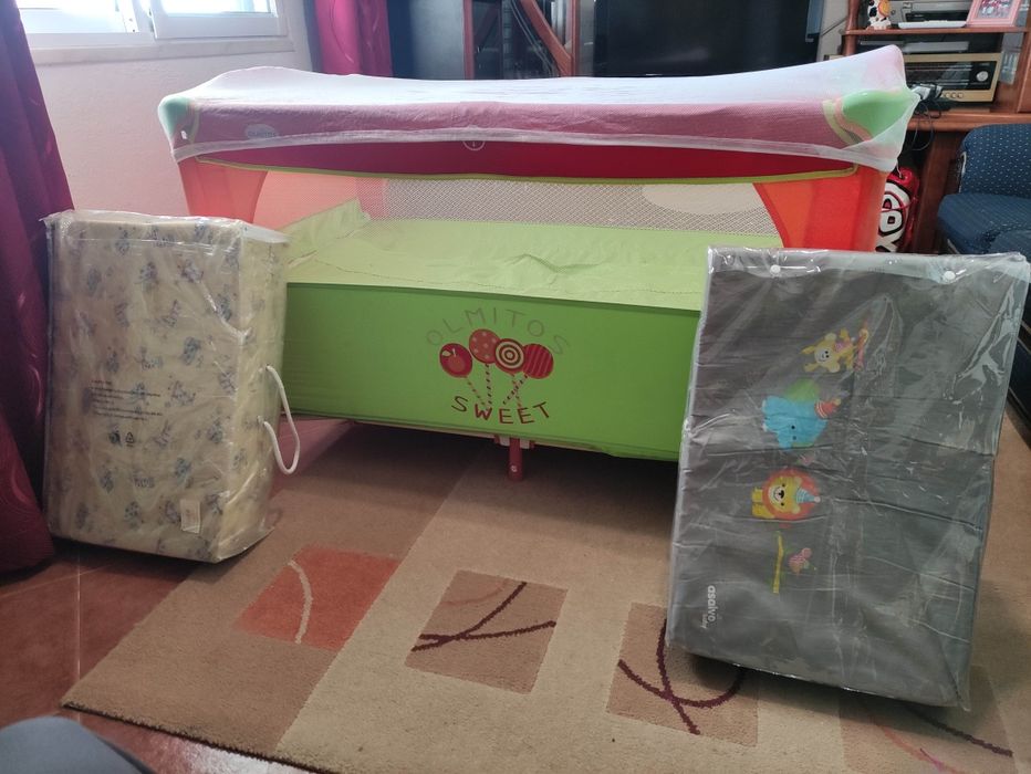 Cama de viajem+rede mosquiteira+2 colchões