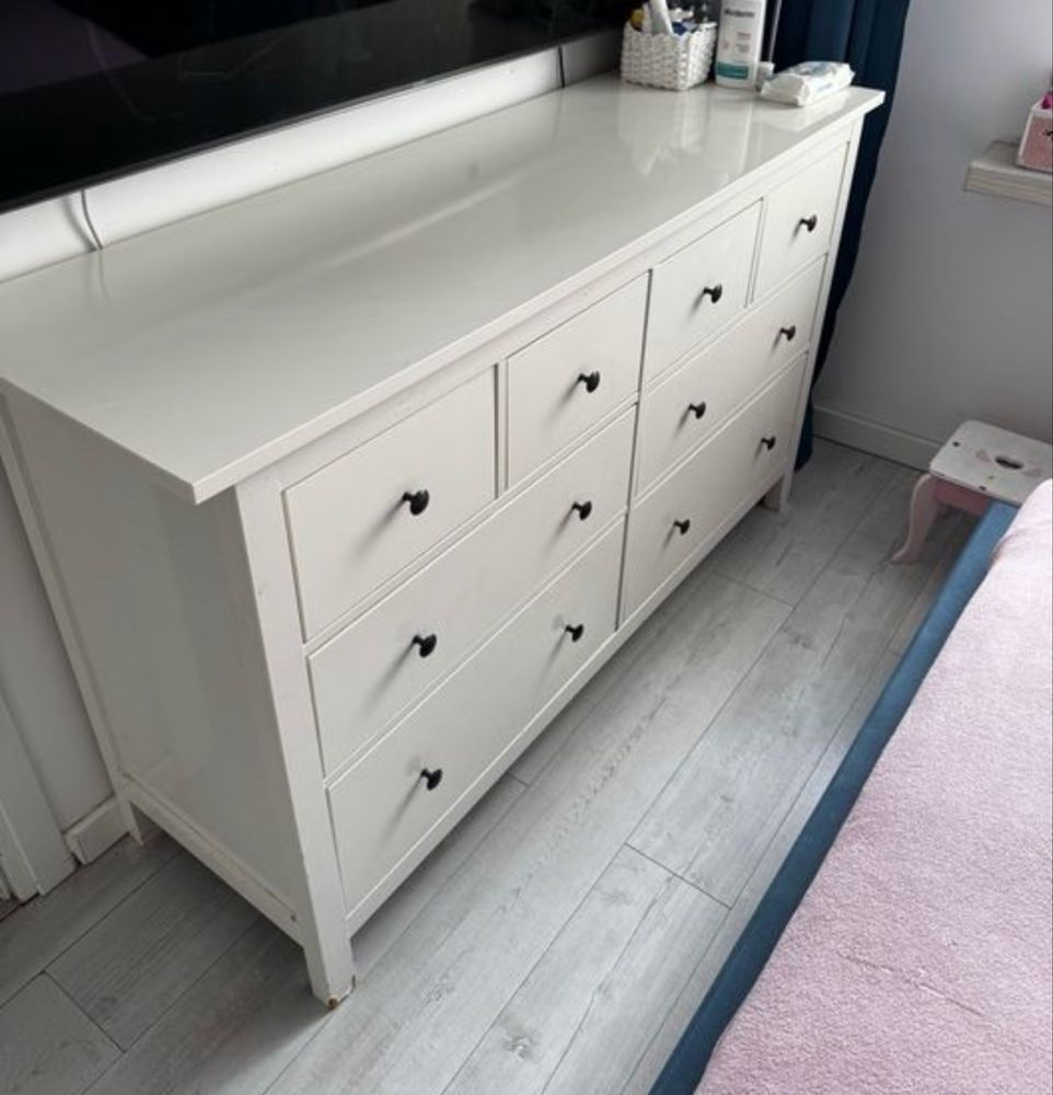 Komoda Ikea Hemnes biała 8 szuflad
