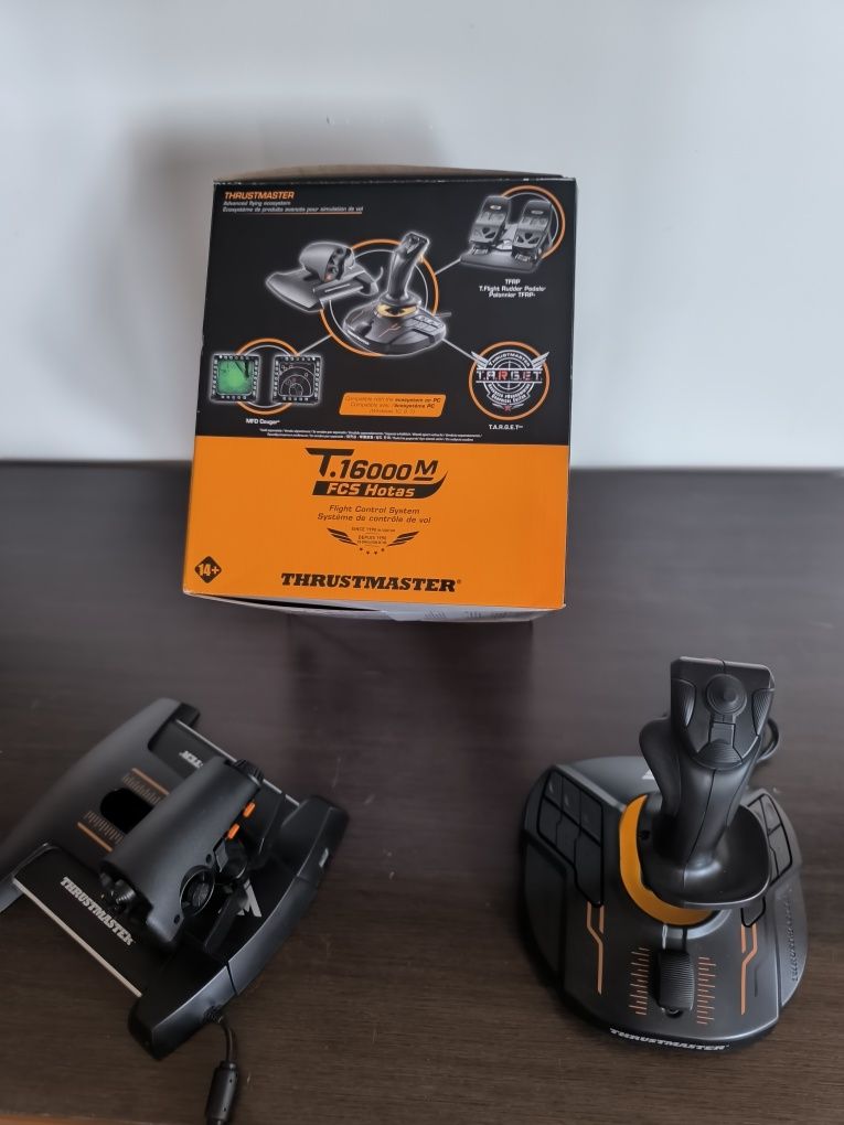 Joystick Thrustmaster