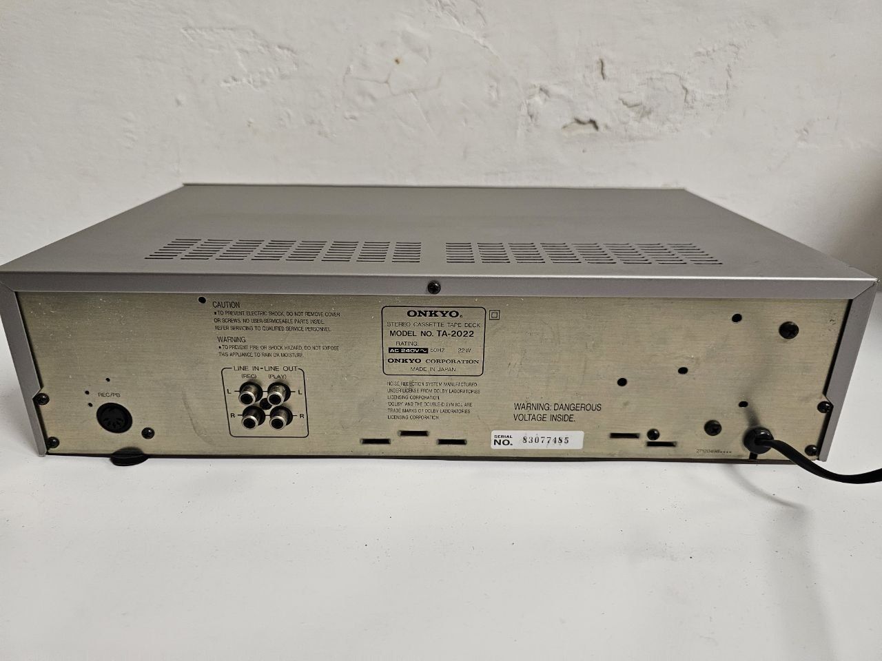 Magnetofon kasetowy Onkyo TA-2022. Wyprodukowano w Japonii.