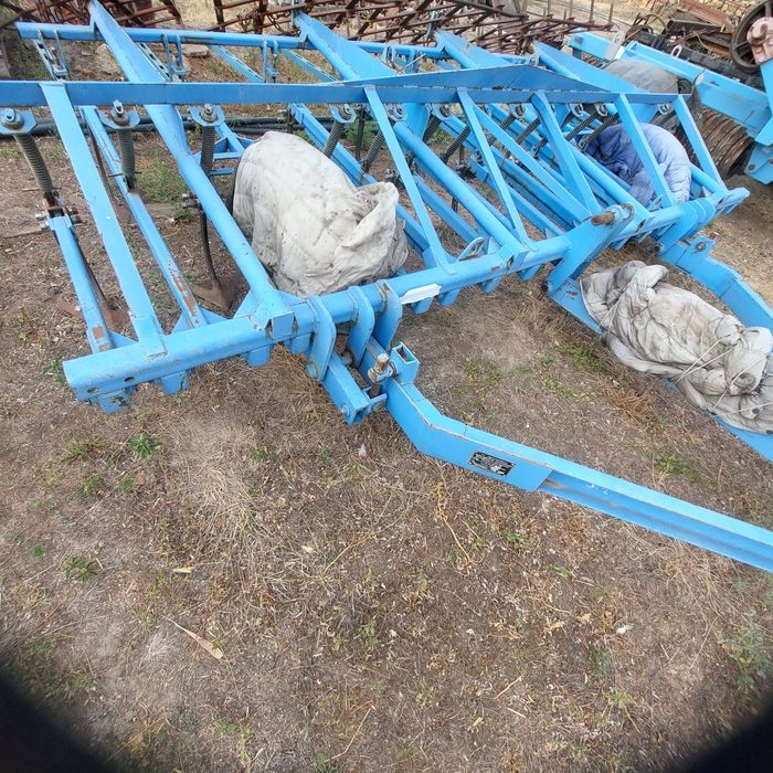 Продам культиватор Умань фермаш усилений  кпс 4.2