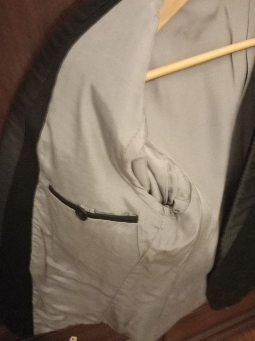 Casaco clássico cor preta