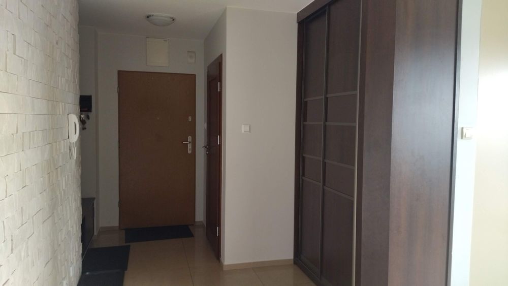 Wynajmę mieszkanie 4 pokoje Podkarczówka