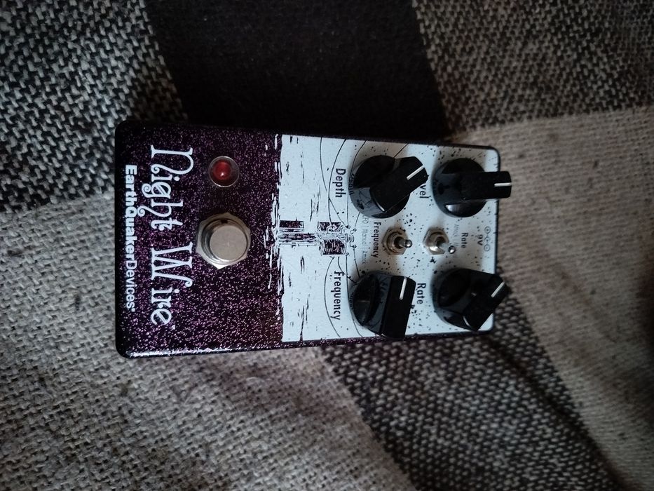 Earthquaker Devices Night Wire v2
