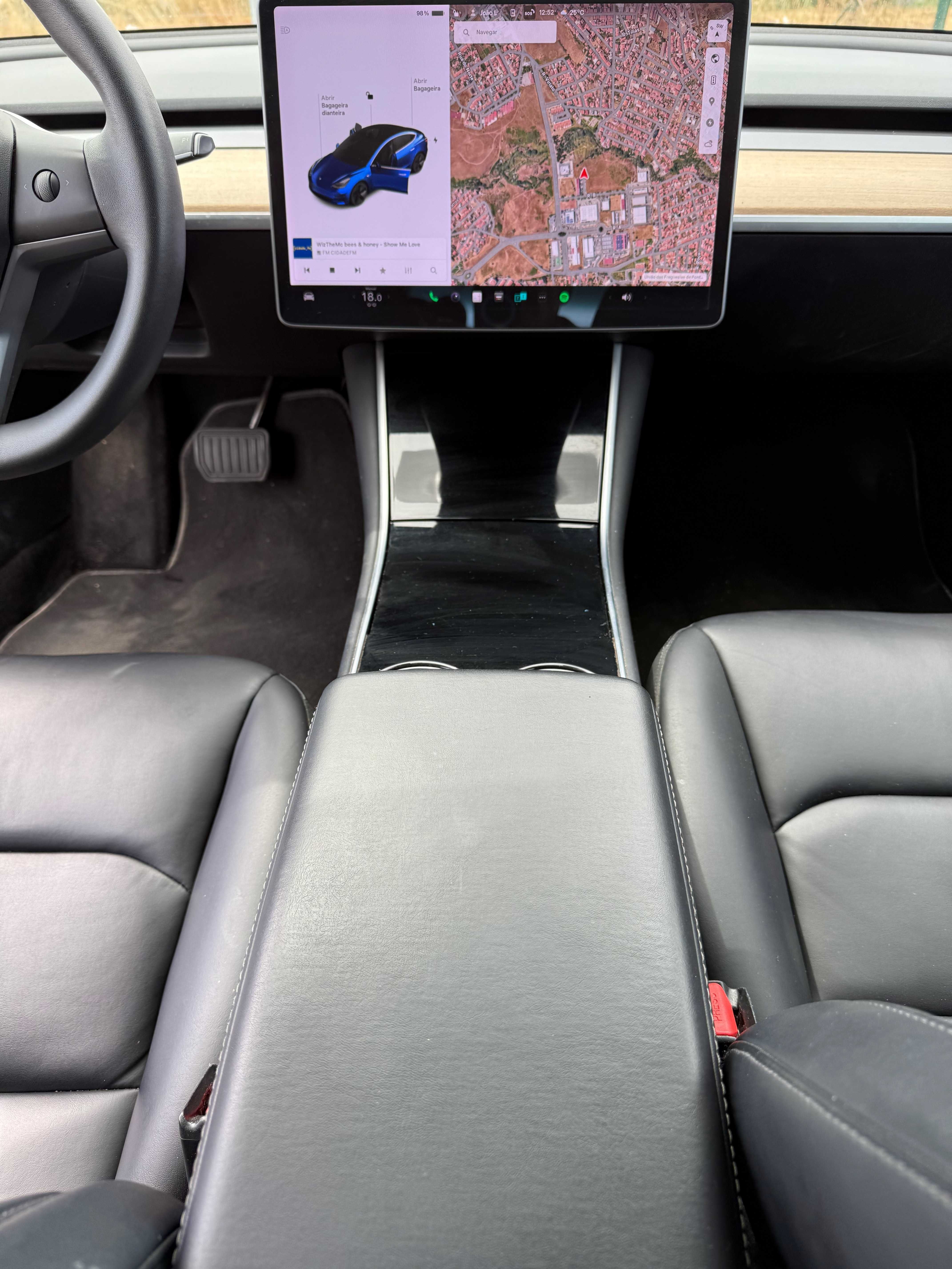 Tesla Model 3 Standard Range Plus - IVA dedutível para empresas