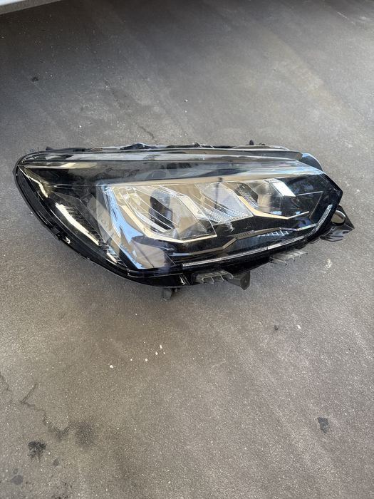 Farol dianteiro direito led  peugeot 2008 fase 2