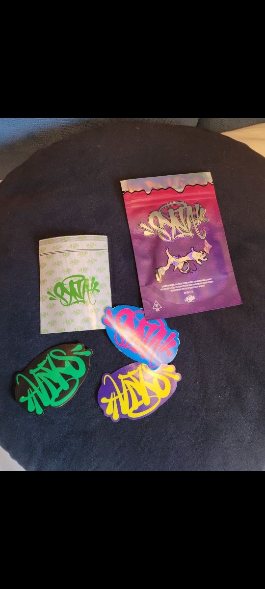 Set Syna World  .