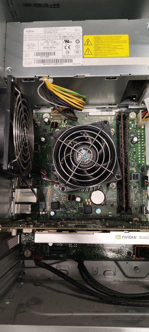 computadore PC  Fujitsu Gamer Intel Core i5  8GB   quadro 2000Ddr5