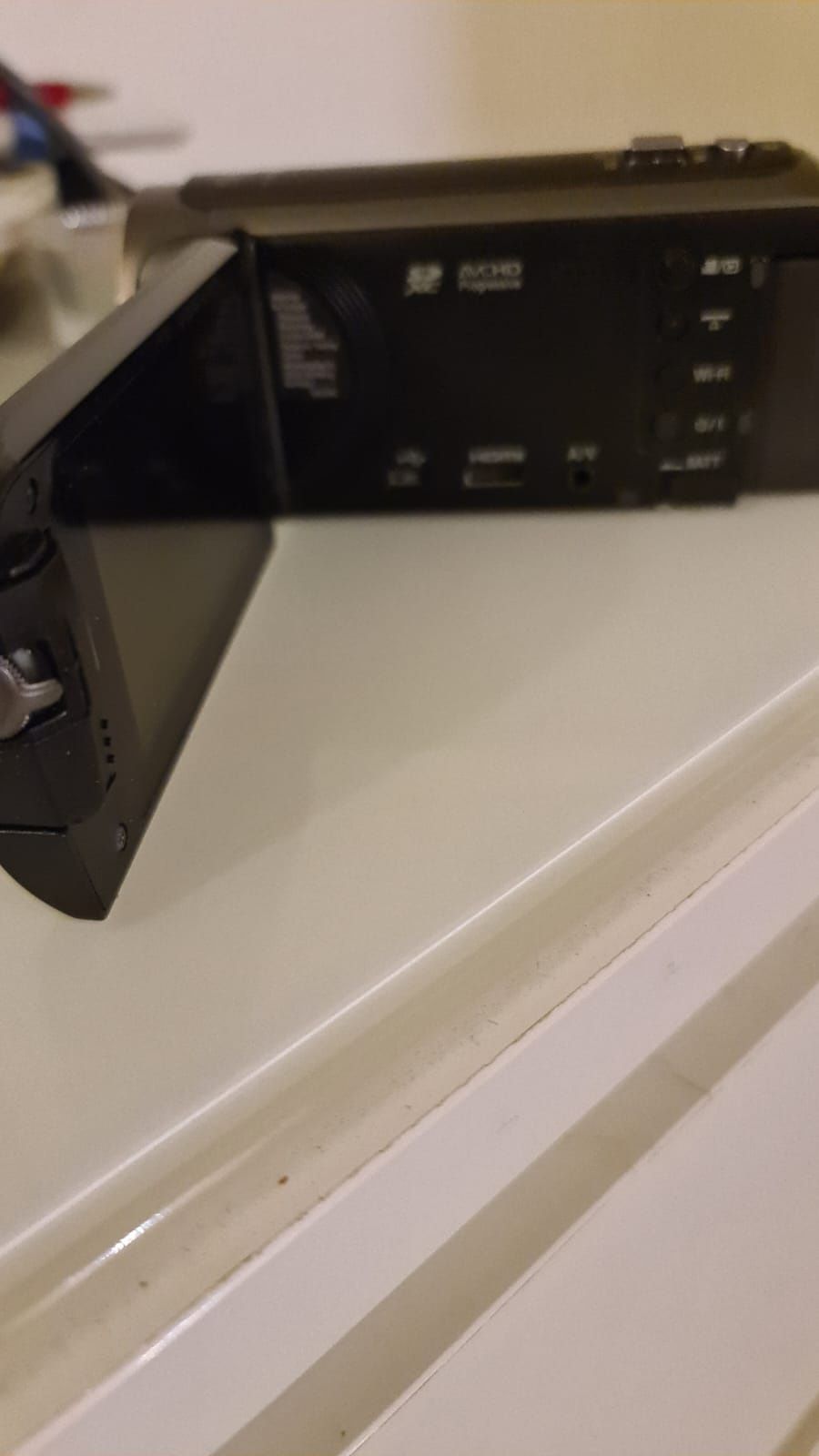 Câmera de Vídeo PANASONIC HC-W570
