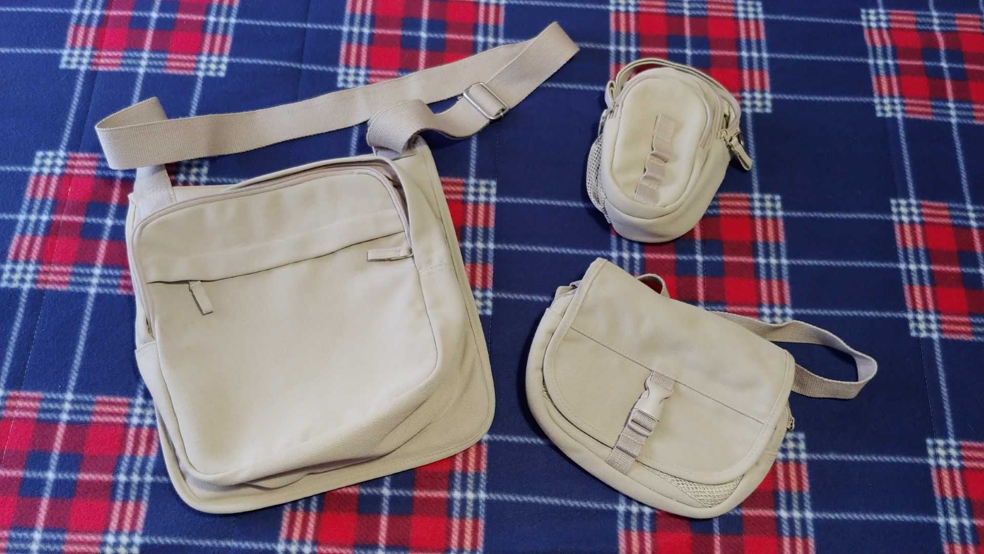 Novo Conjunto de 3 bolsas resistentes em cor bege