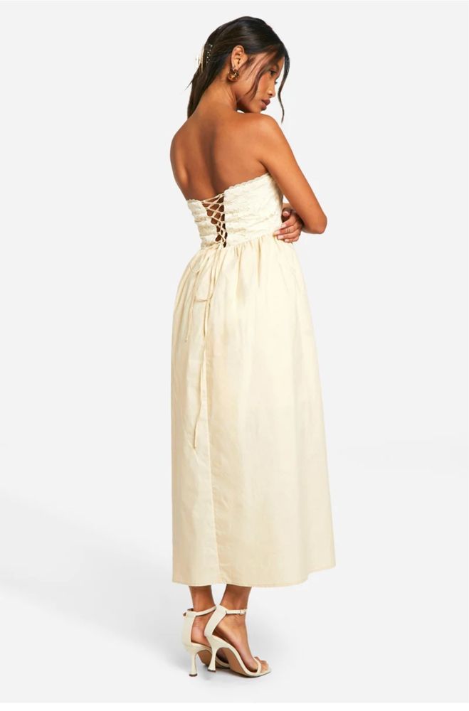 Vestido Boohoo forrado