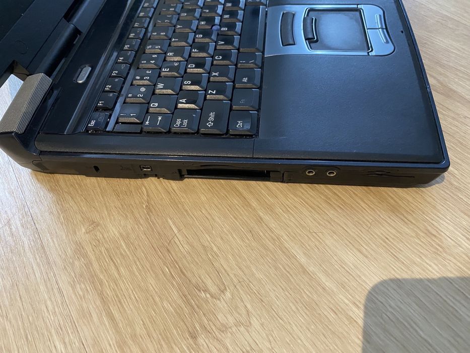 TOSHIBA Satellite Pro M10