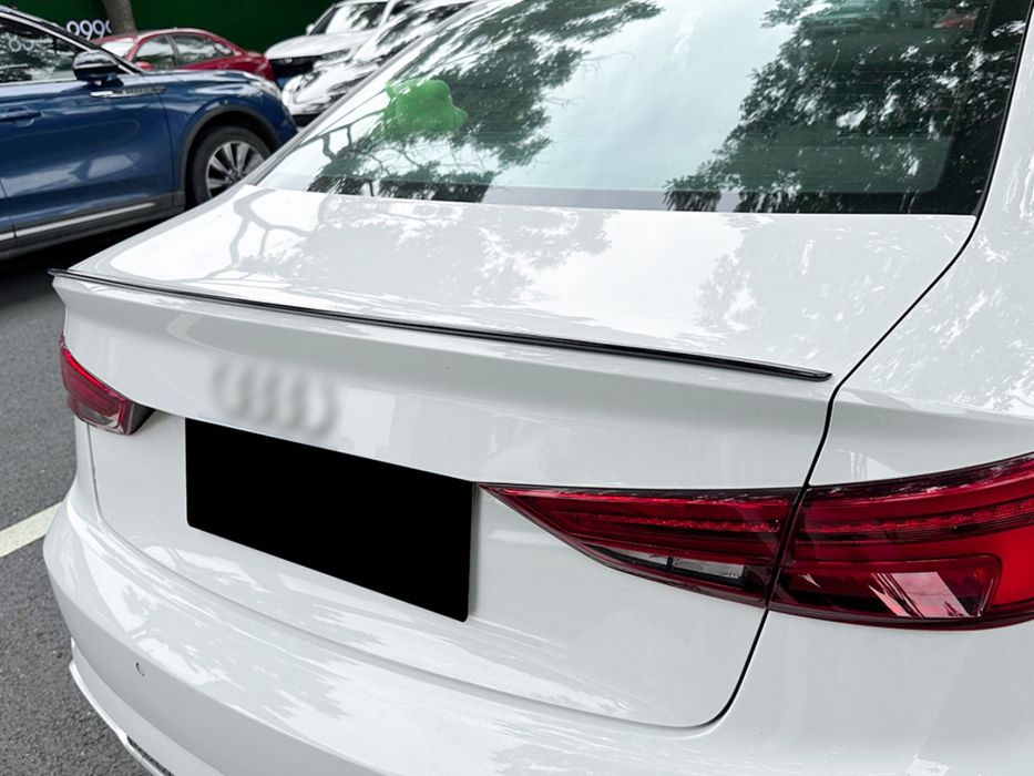 Спойлер ліп для Audi A3 2013-2020 ABS пластик, колір чорний глянець