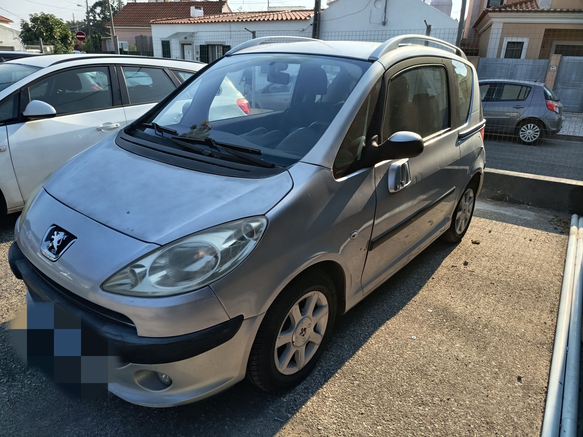 PEUGEOT 1007 - Diesel