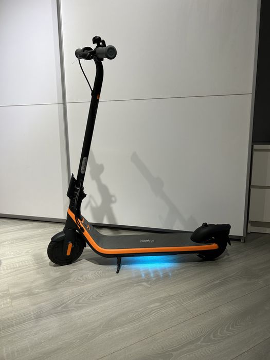 Електросамокат Segway Ninebot C2