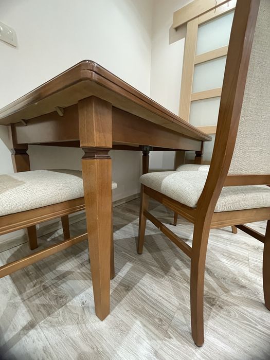 Stół z krzealami drewno wloska produkcja