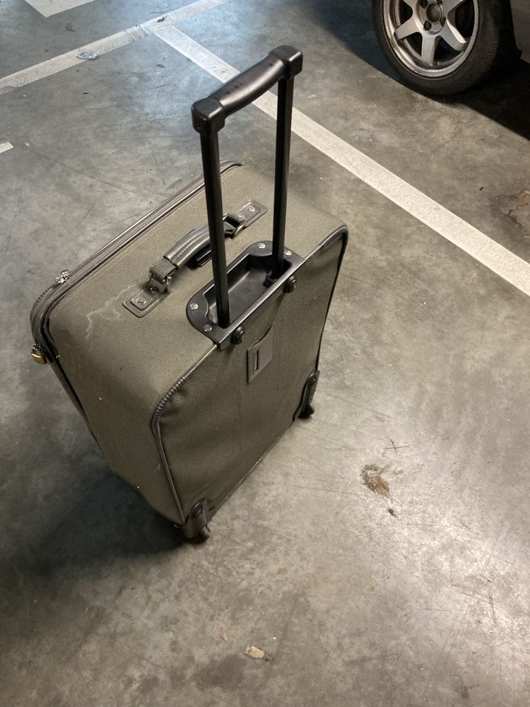Mala viagem  grande XXL marca pierre cardin