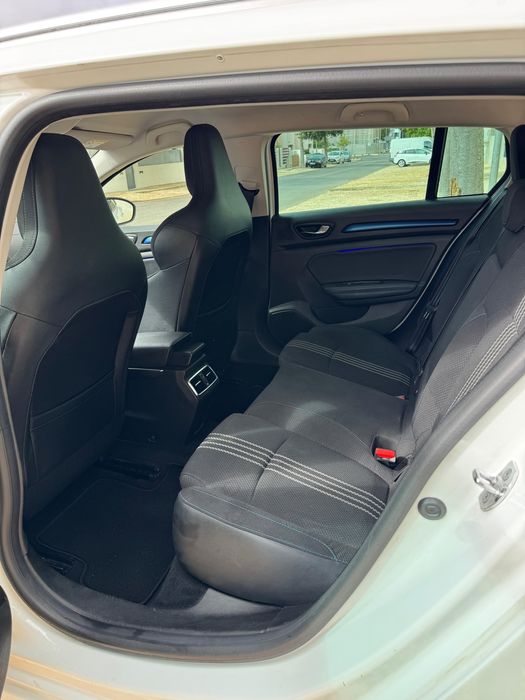 Renault megane sport tourer gt line