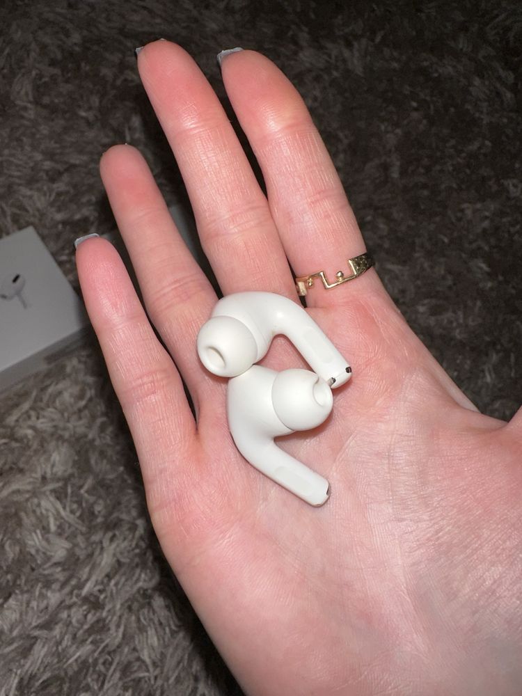 Наушники Airpods  Pro