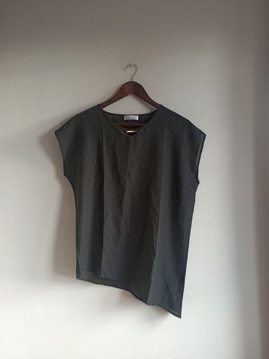 Asymetryczna czarna bluzka elegancka ze złotą wstawką vintage