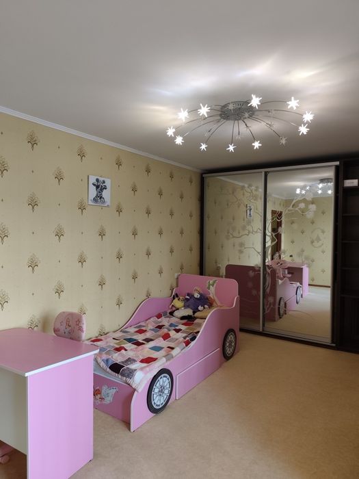 Сдам 2 х к.кв.на Космосе