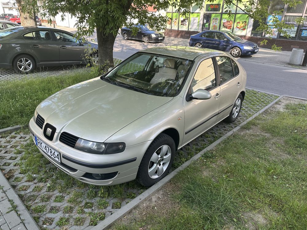 Auto seat leon 2003r. 1.6 mpi mały przebieg