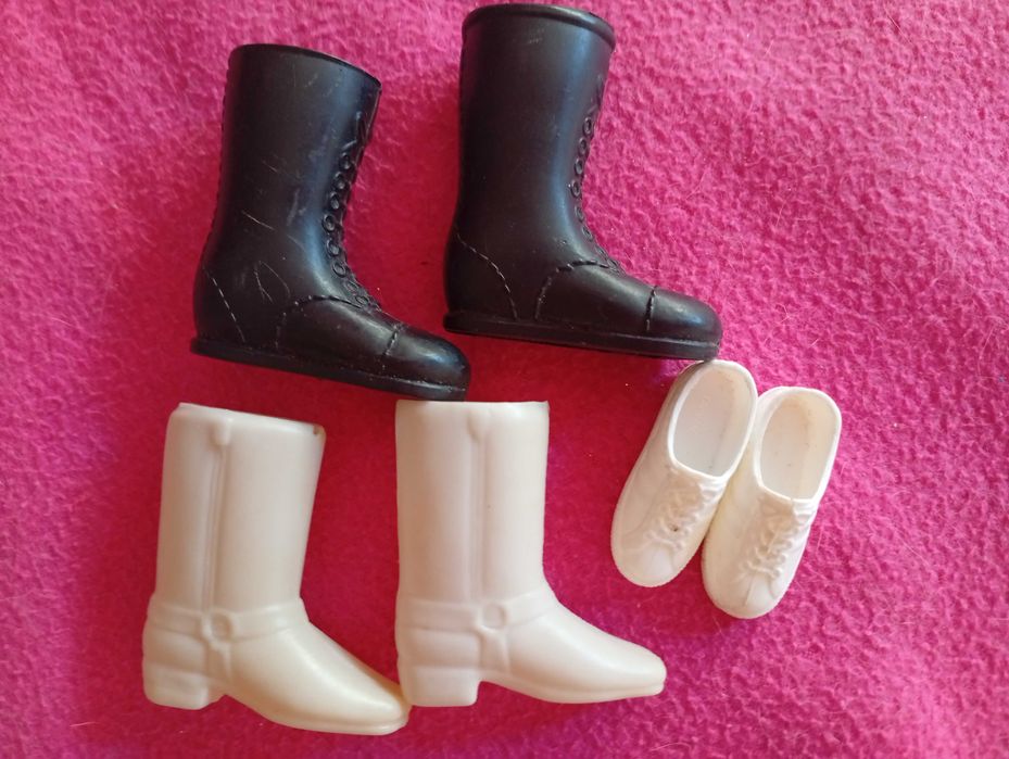 Sapatos de boneco Ken vintage