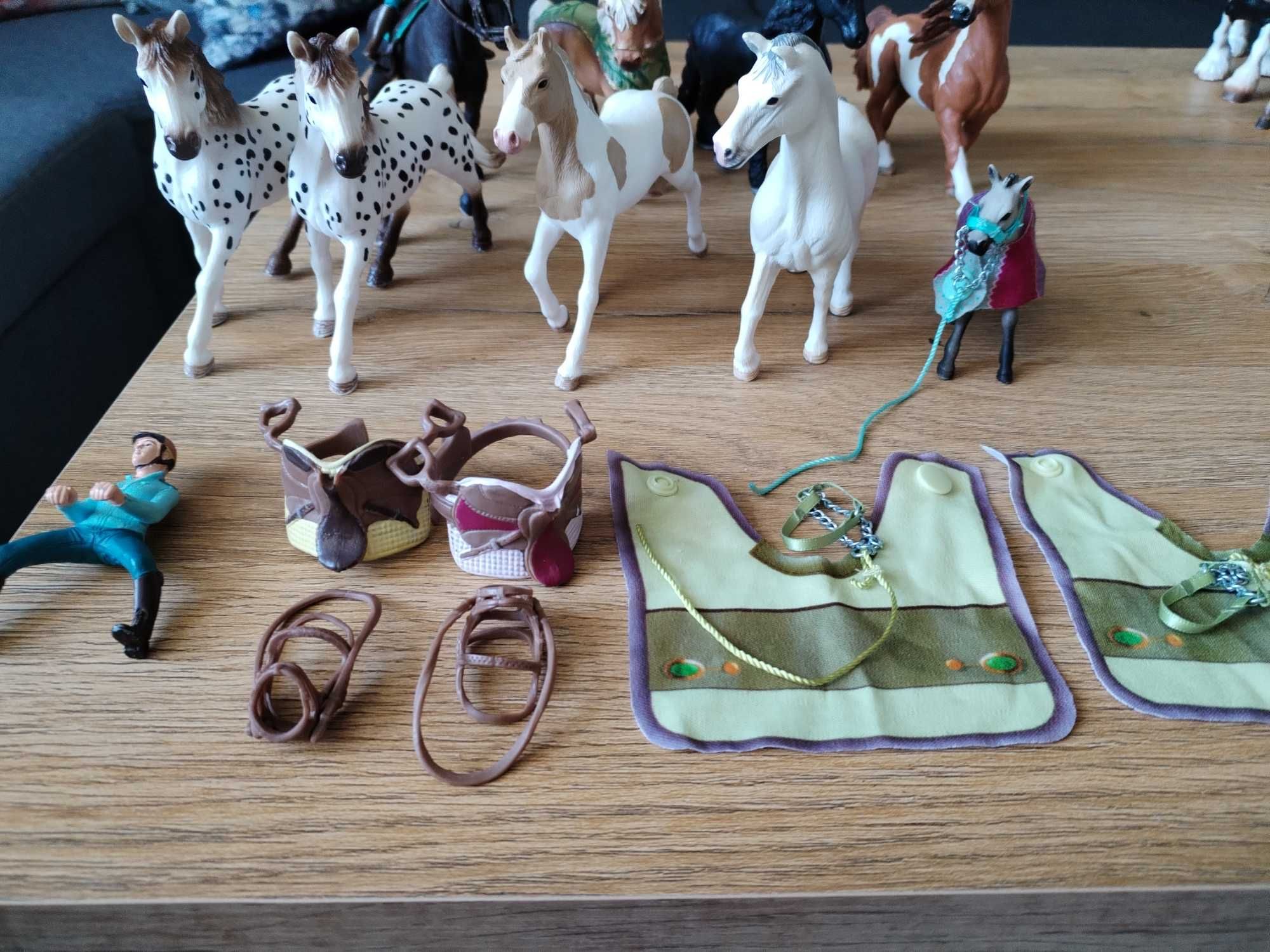 Konie i akcesoria firmy Schleich