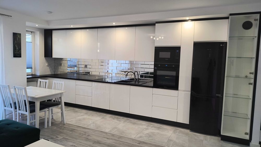 Wynajmę mieszkanie 60m Dolina Cisów