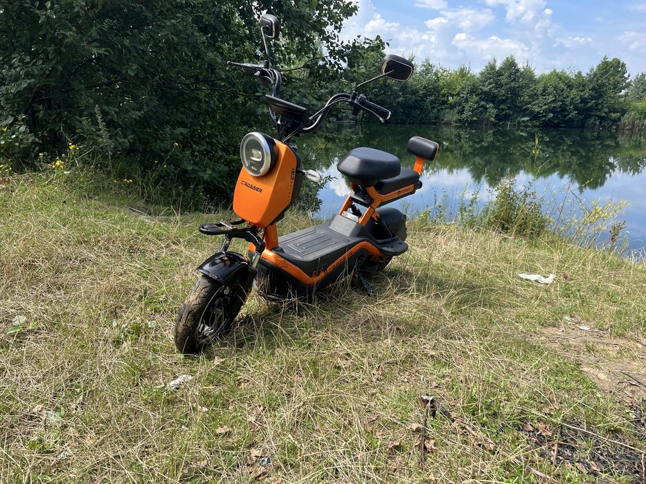 Продам електроскутер