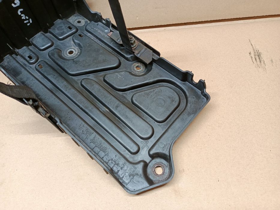 Podstawa obudowa mocowanie akumulatora Alfa Romeo 159 LIFT