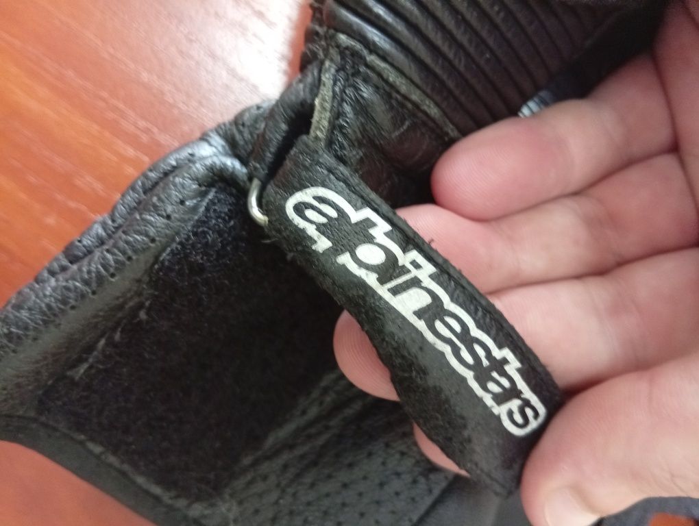 Мотоперчатки Alpinestars