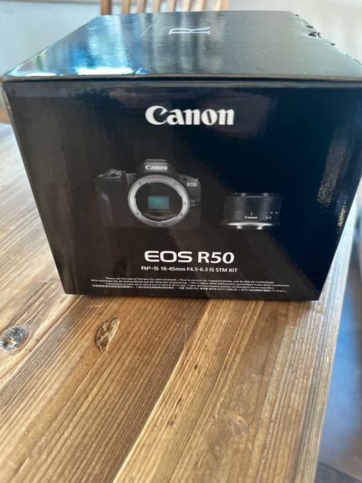 Canon EOS R50 RF-S 18-45 mm F4.5-6.13 IS STM KIT