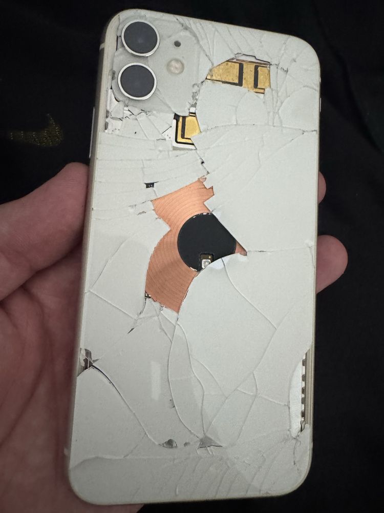 Iphone 11 128gb para peças