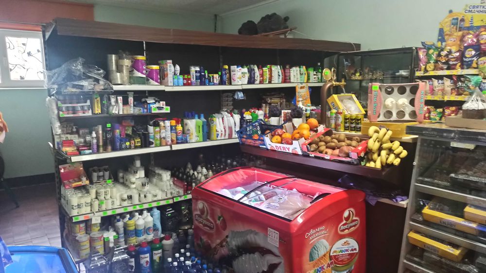 Продам промислово-продуктовий магазин