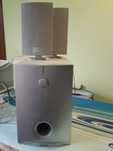 Продам сабвуфер и колонки Edifier R301